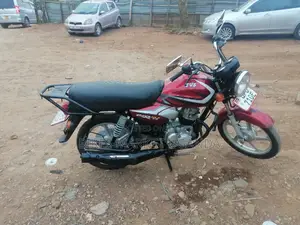 New TVS Apache 160 4V 2021 Red