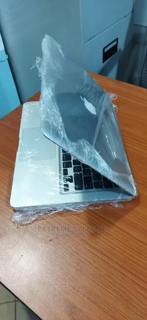 Laptop Apple MacBook Pro 2012 4GB Intel Core I5 HDD 500GB
