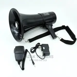 High Power Handheld Megaphone (8) Batteries