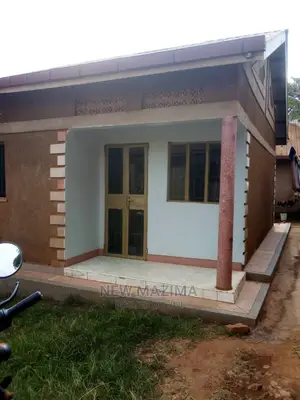 2bdrm House in Salaama Munyonyo, Central Division for Sale