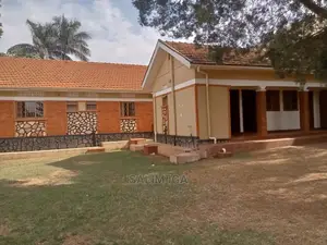 5bdrm Bungalow in Kololo Property, Wakiso / Wakiso for Rent