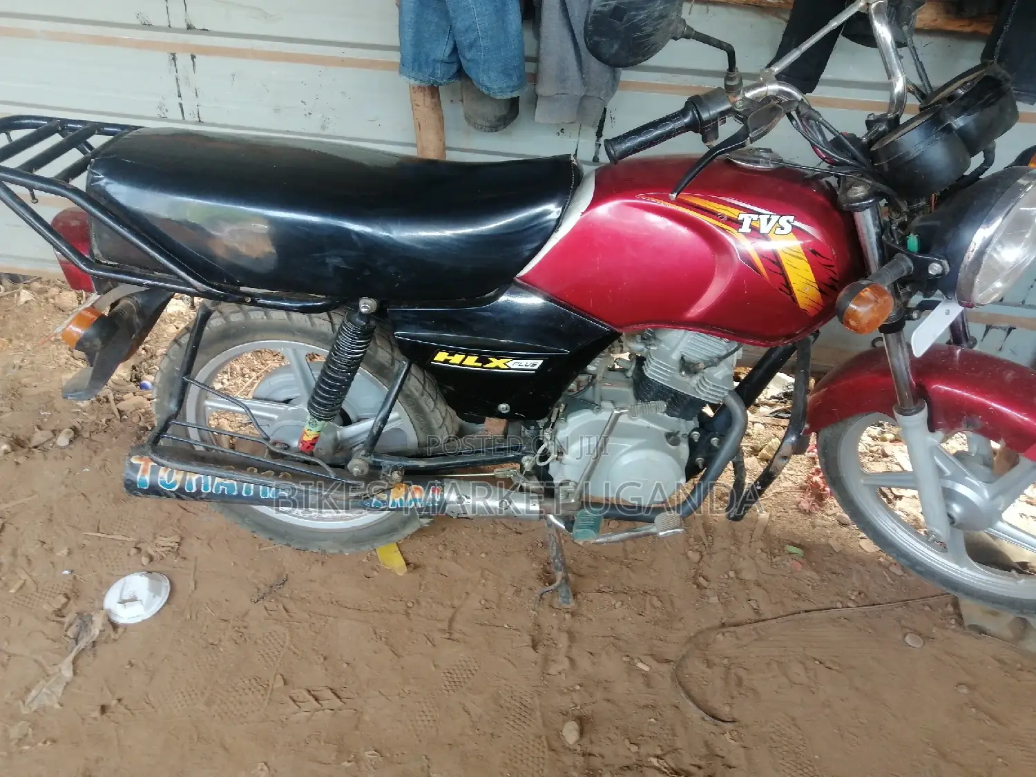 New TVS Apache 160 4V 2020 Red