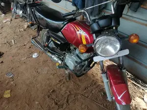 New TVS Apache 160 4V 2020 Red