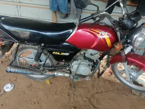 New TVS Apache 160 4V 2020 Red