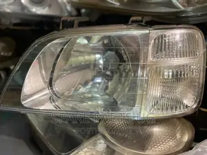 Honda CRV Headlamps