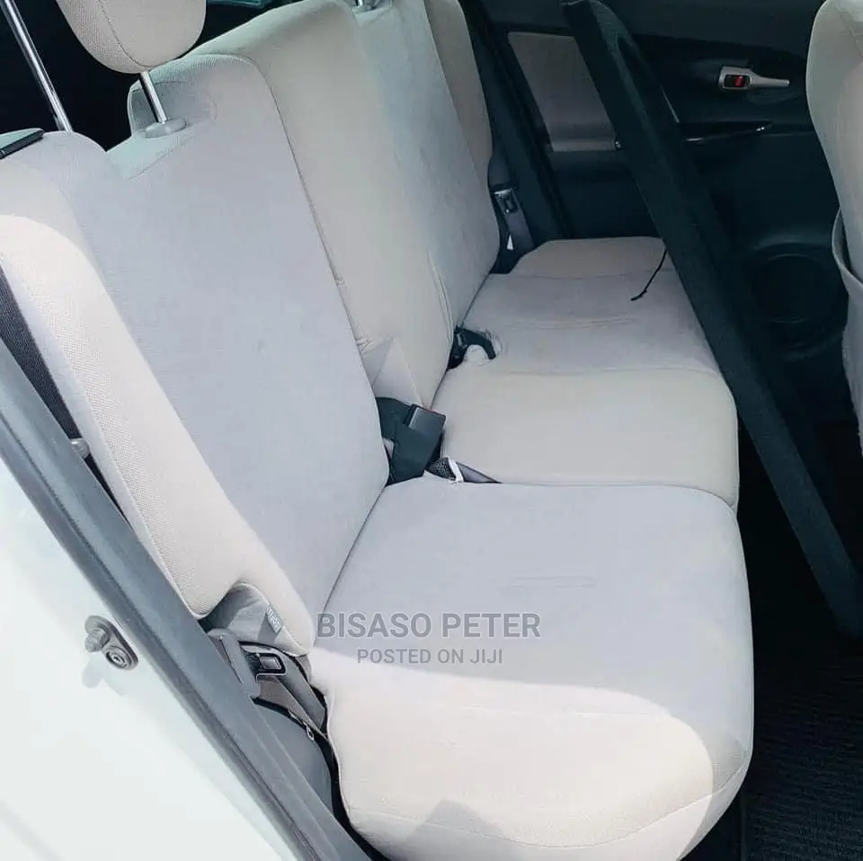 Toyota IST 2008 White