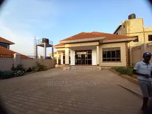Furnished 4bdrm Maisonette in Kira for Sale