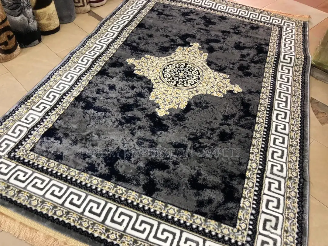 Woolen Rugs