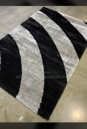 Shaggy Centre Carpet Centre Carpets