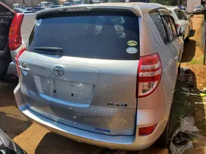 Toyota RAV4 2008 Silver