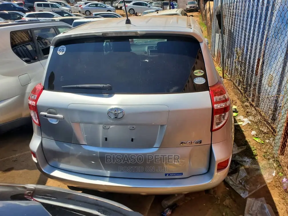 Toyota RAV4 2008 Silver