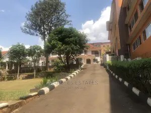 4bdrm Duplex in Bugolobi, Central Division for Rent