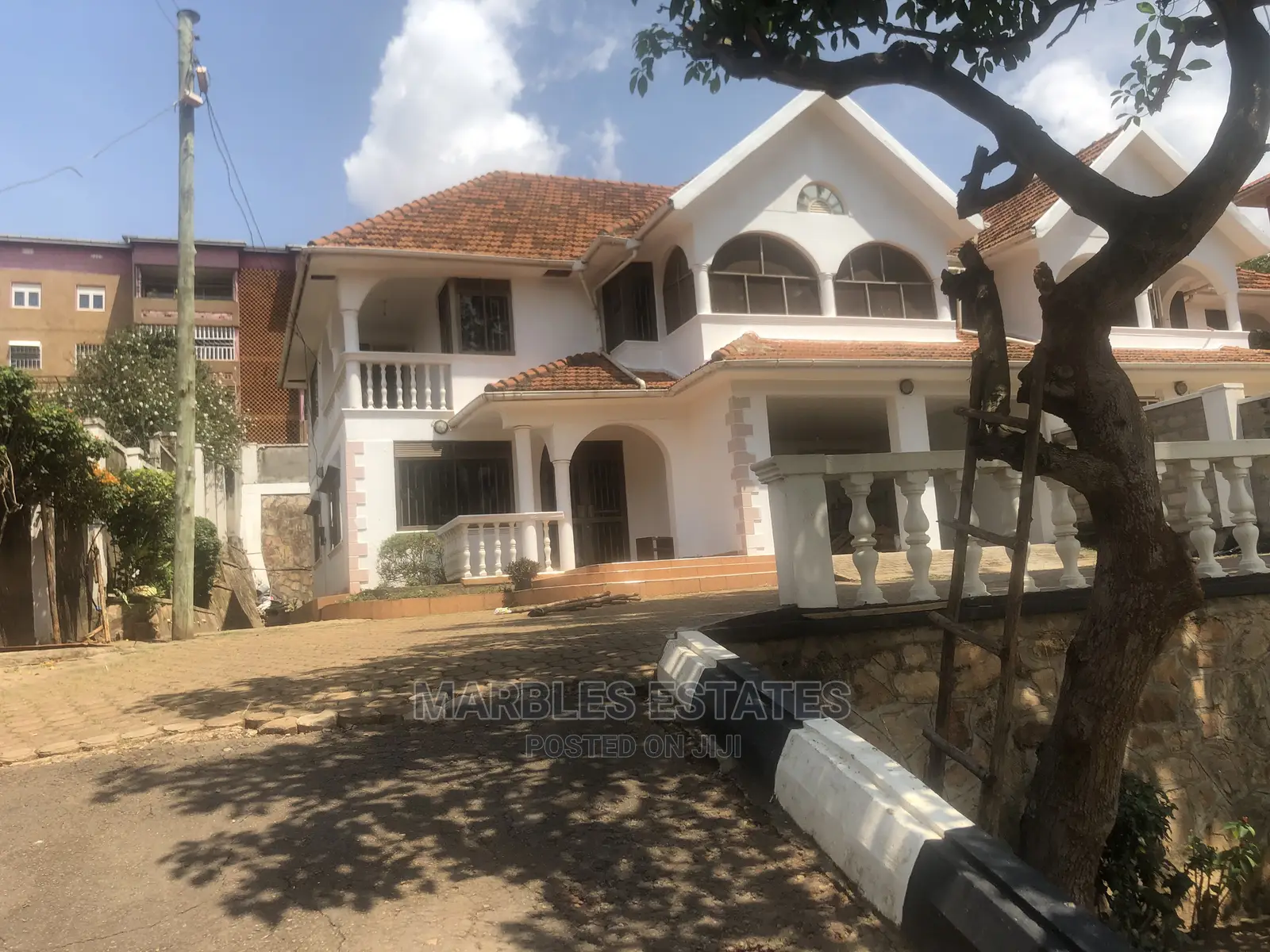 4bdrm Duplex in Bugolobi, Central Division for Rent
