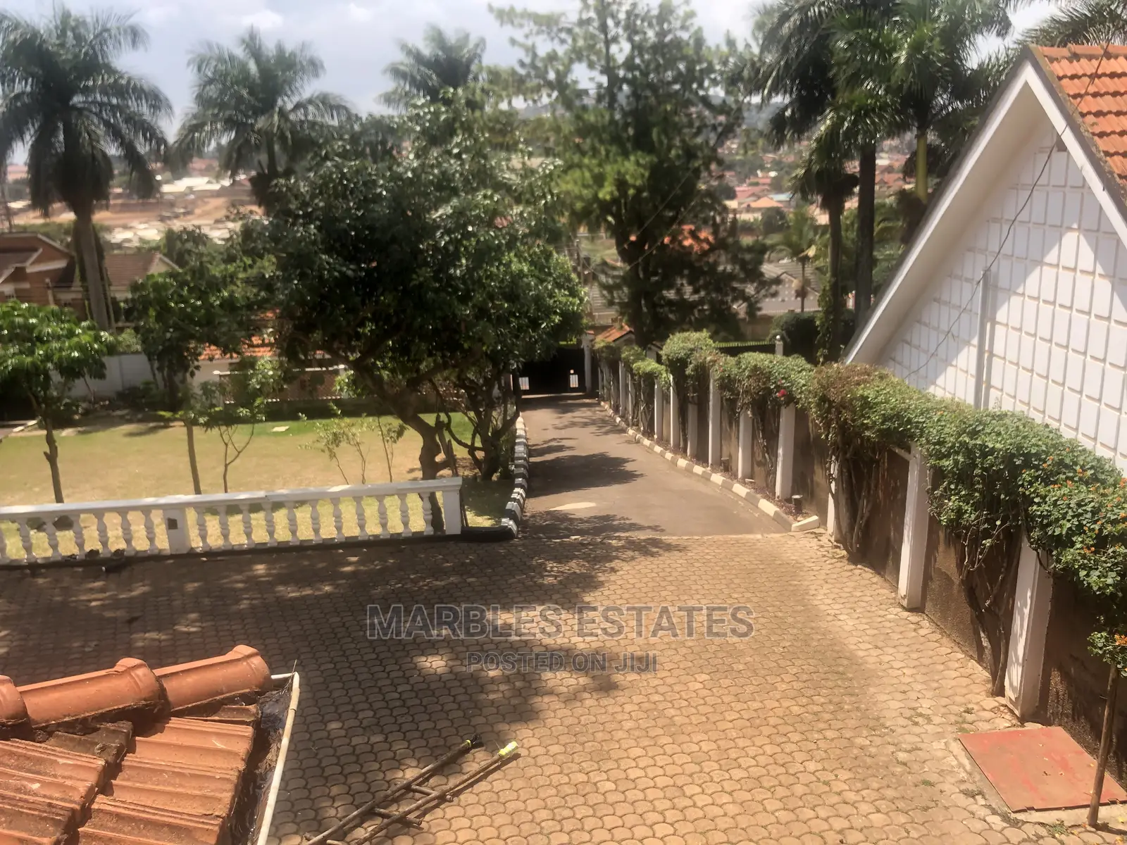 4bdrm Duplex in Bugolobi, Central Division for Rent