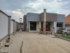 Furnished 4bdrm House in Kira for Sale