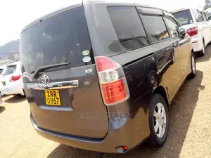 Toyota Noah 2008 Gray