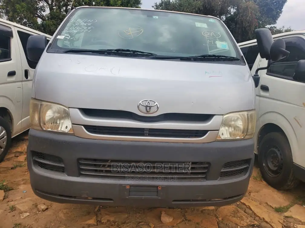 Toyota HiAce 2008 Silver