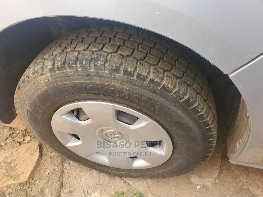 Toyota HiAce 2008 Silver