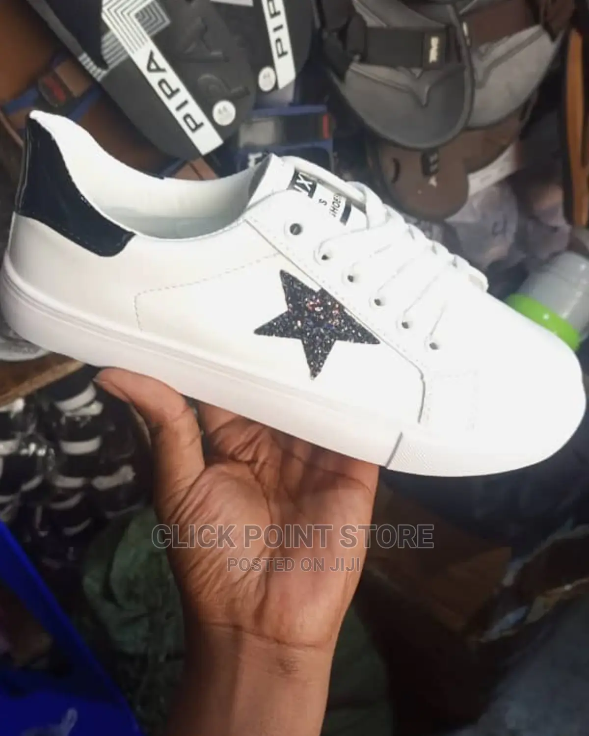 Ladies Sneakers / White Sneakers