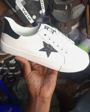 Ladies Sneakers / White Sneakers