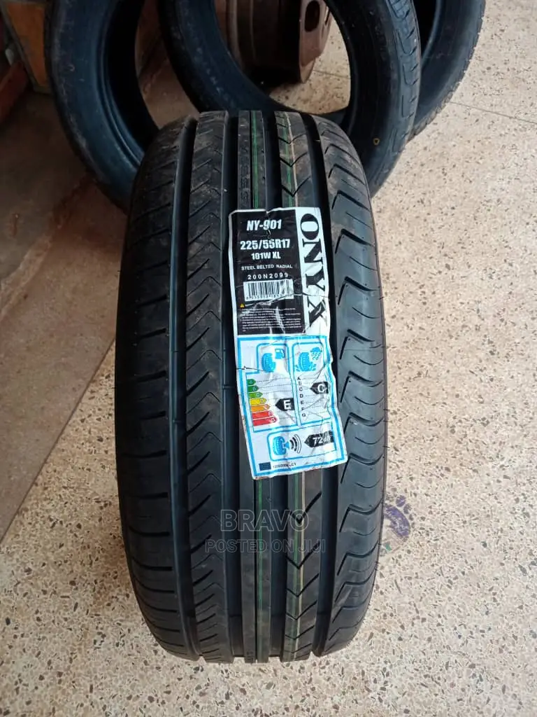 225/55r17 Onyx Tyres