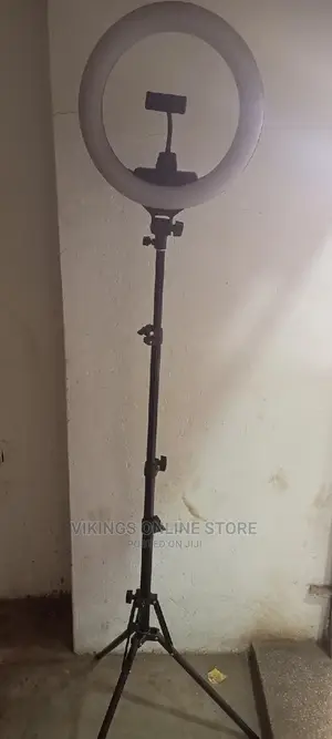 14 Inch Ring Light With Stand