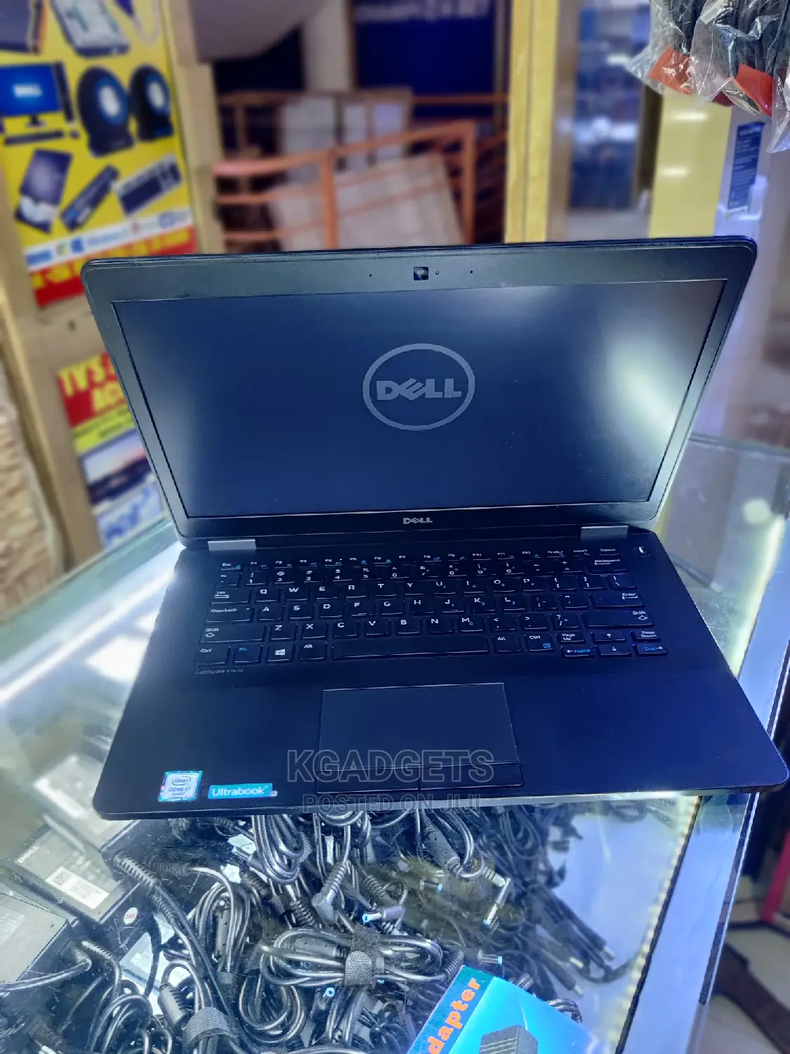 Laptop Dell Latitude 14 E7470 8GB Intel Core I7 SSHD (Hybrid) 256GB