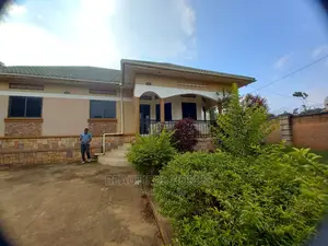 Furnished 3bdrm House in Kira Organised for Sale