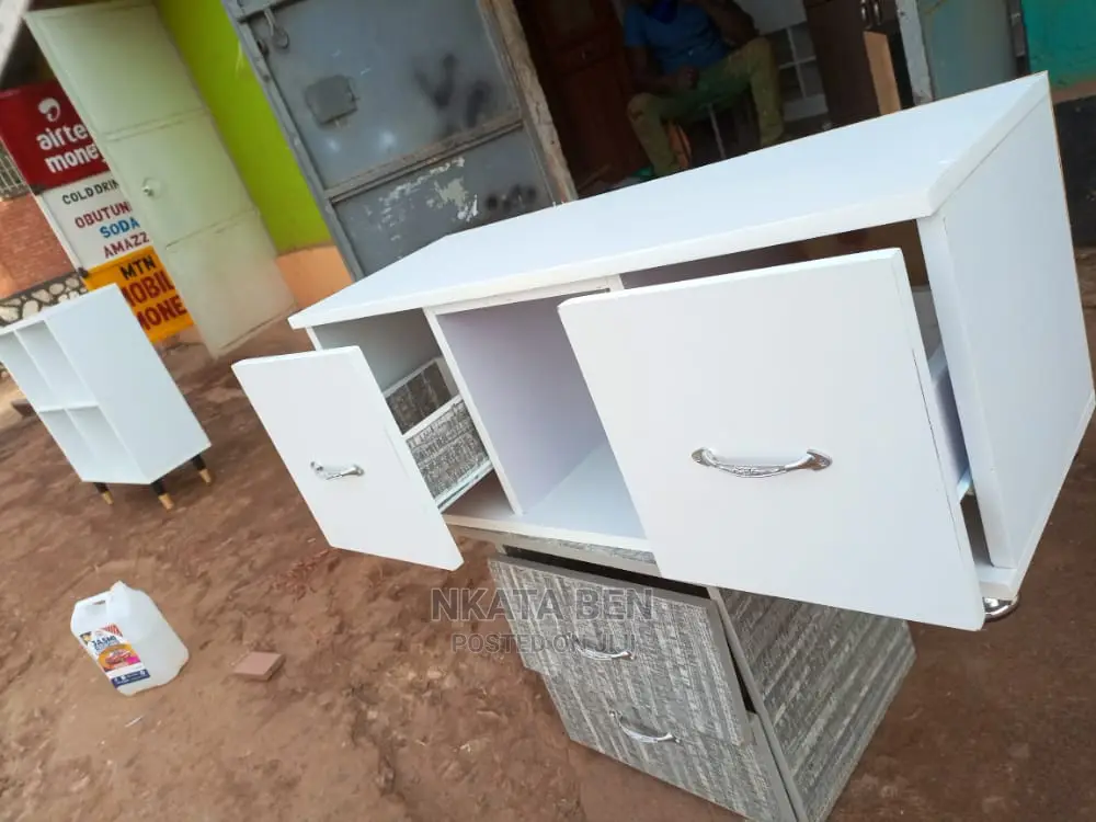 White Tv Stand 3ft