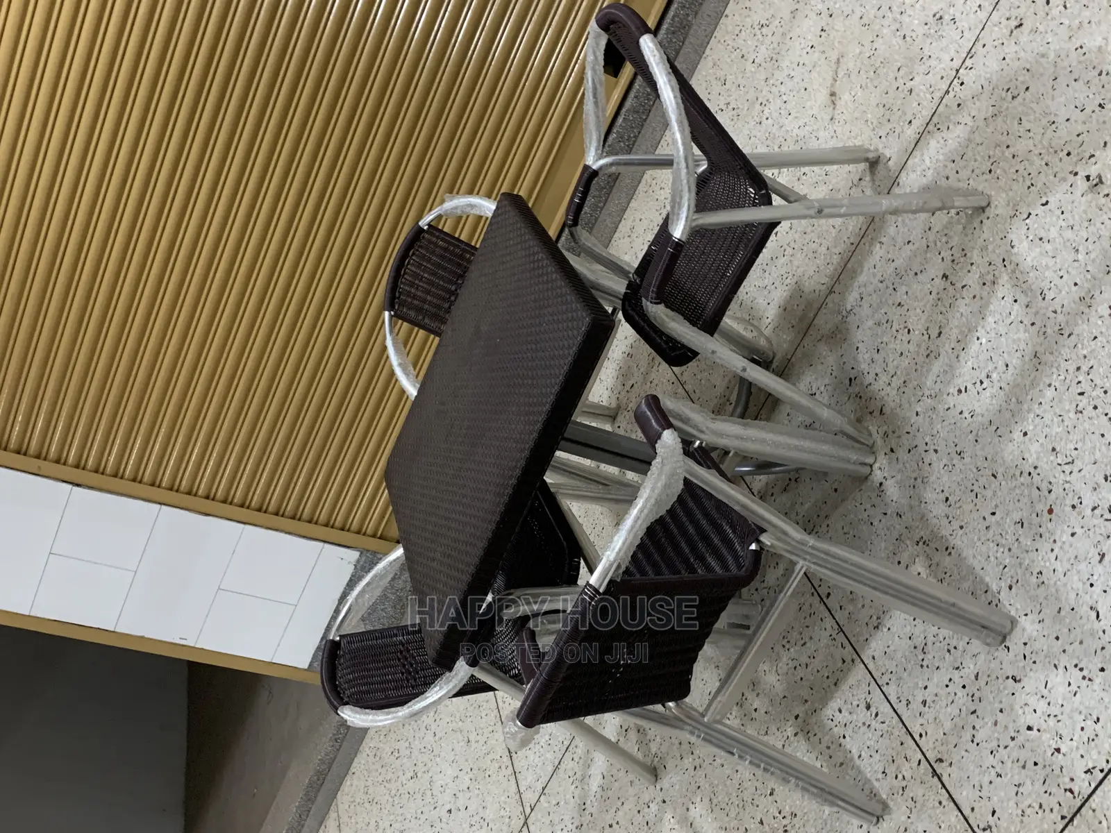 Cooperate Outdoor Set, Table and 4 Chairs.
