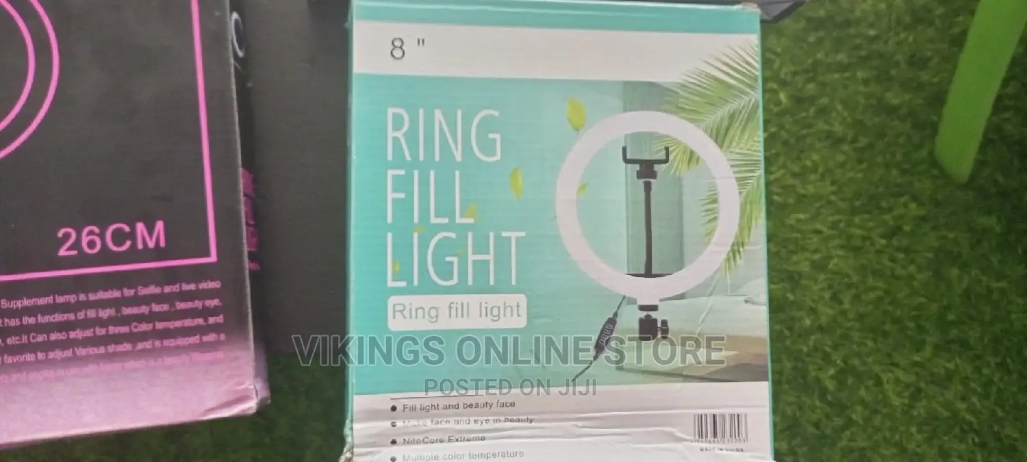 8 Inch Ring Fill Light.