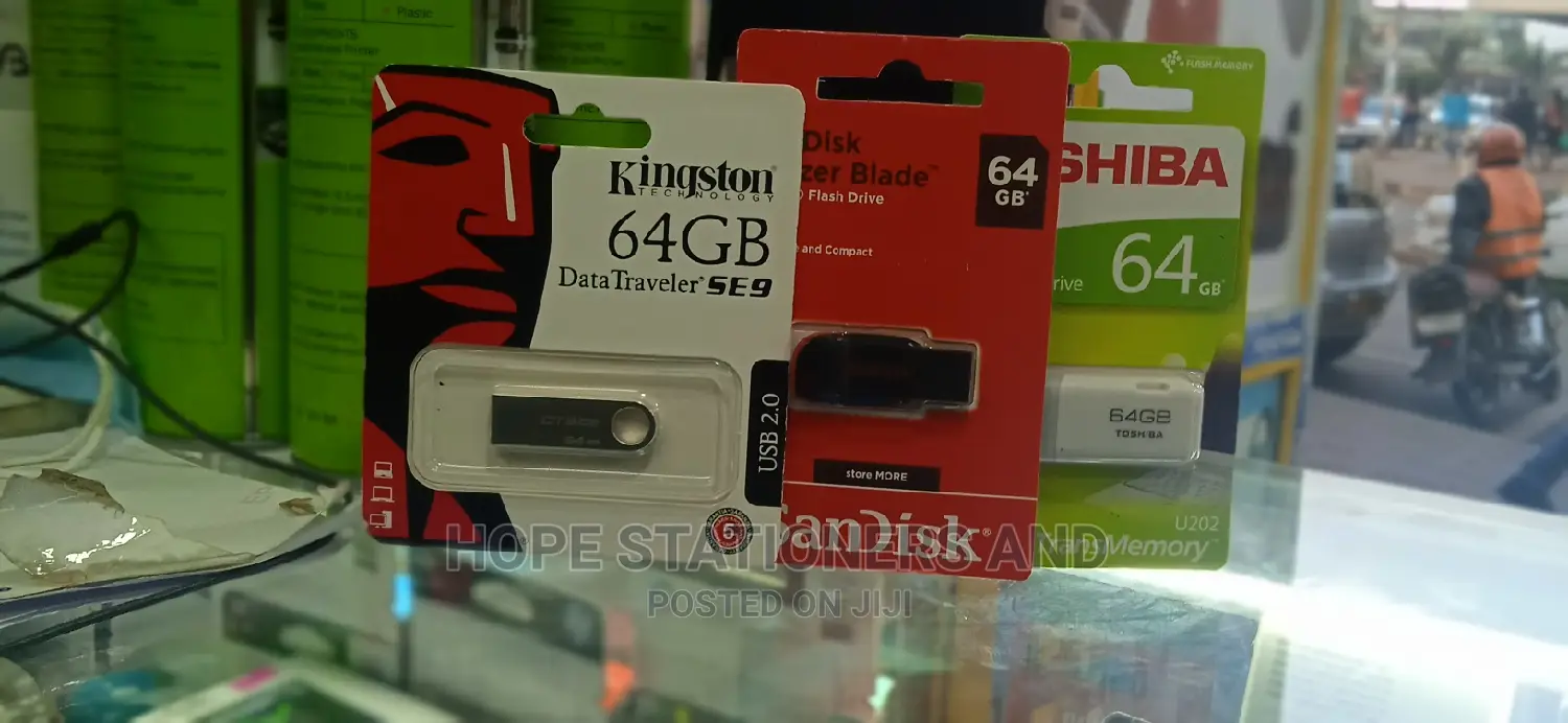 64 Flash Drives