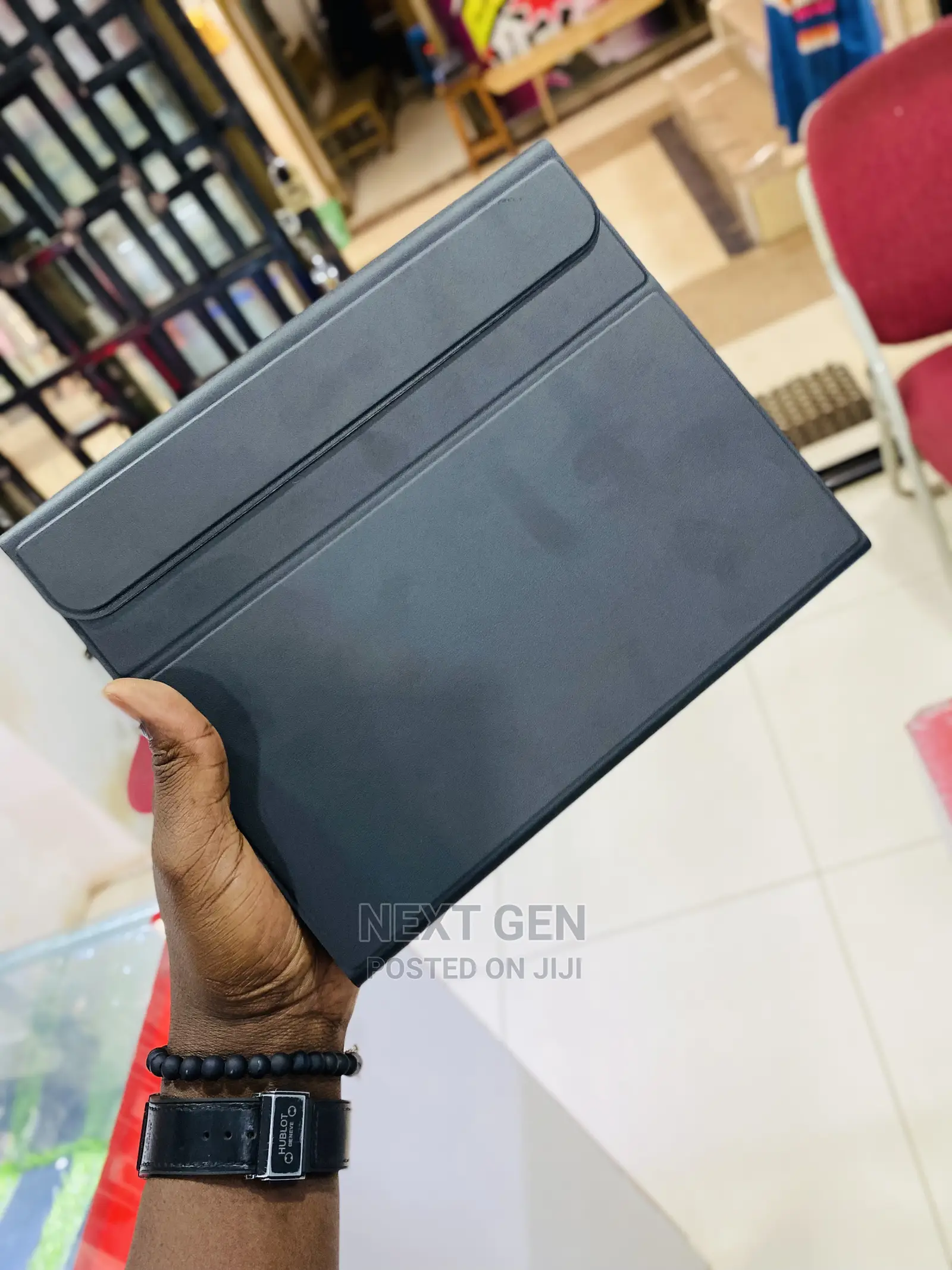Universal Smart Keyboard and Case