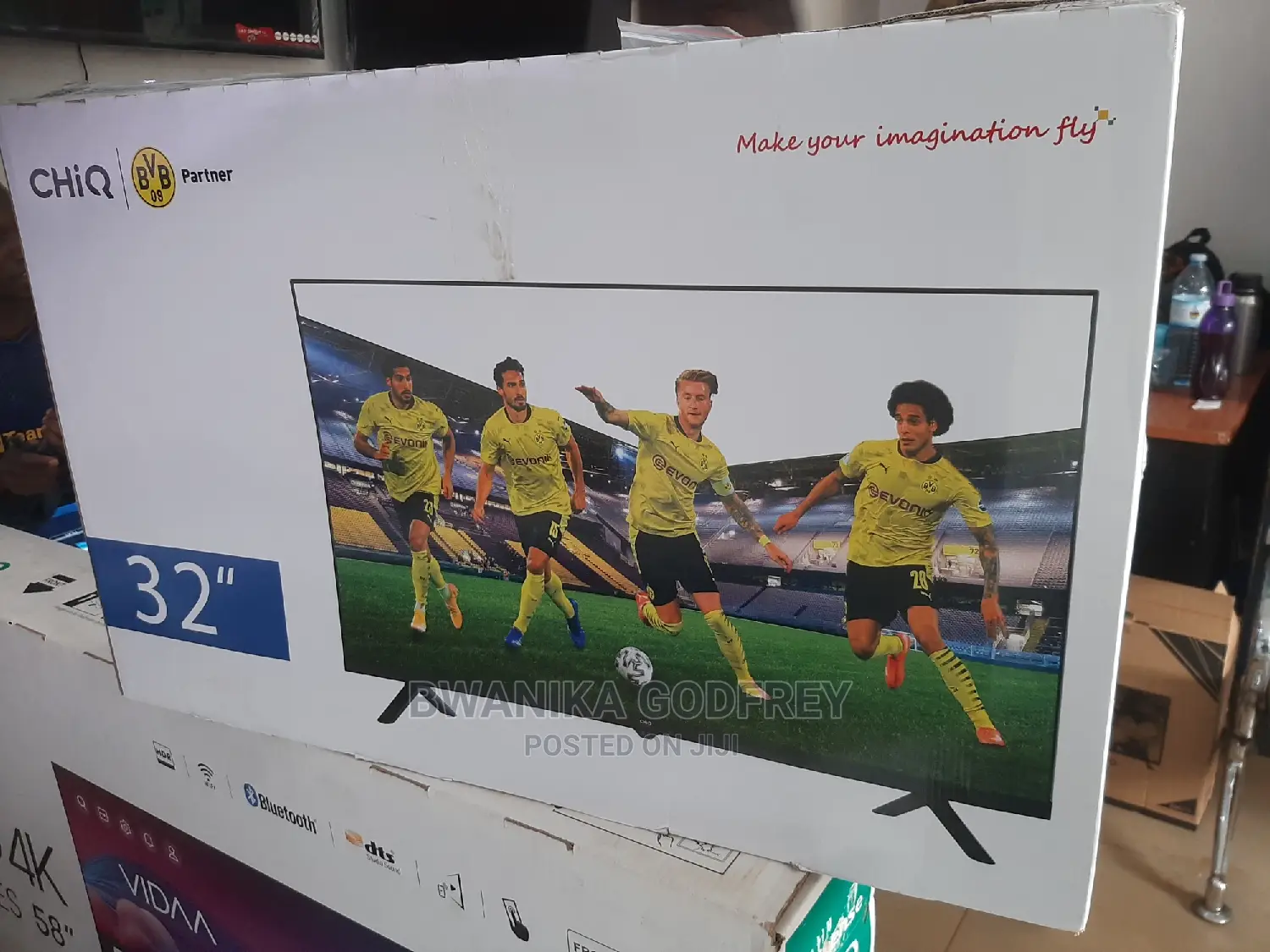 CHIQ Digital 32 Inches Frameless