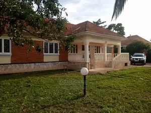 4bdrm Bungalow in Kololo Property, Central Division for Rent