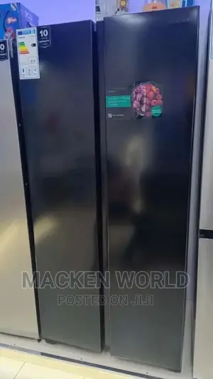 670L Hisense Side by Side Fridge Black