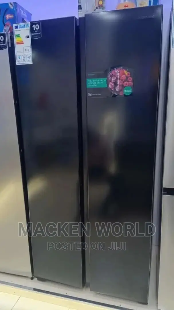 670L Hisense Side by Side Fridge Black
