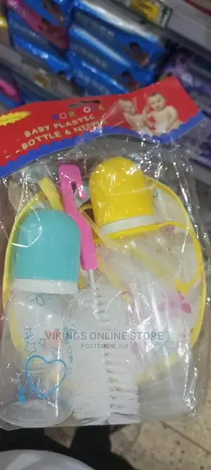 Baby Plastic Bottles and Nipple, Brush Set.