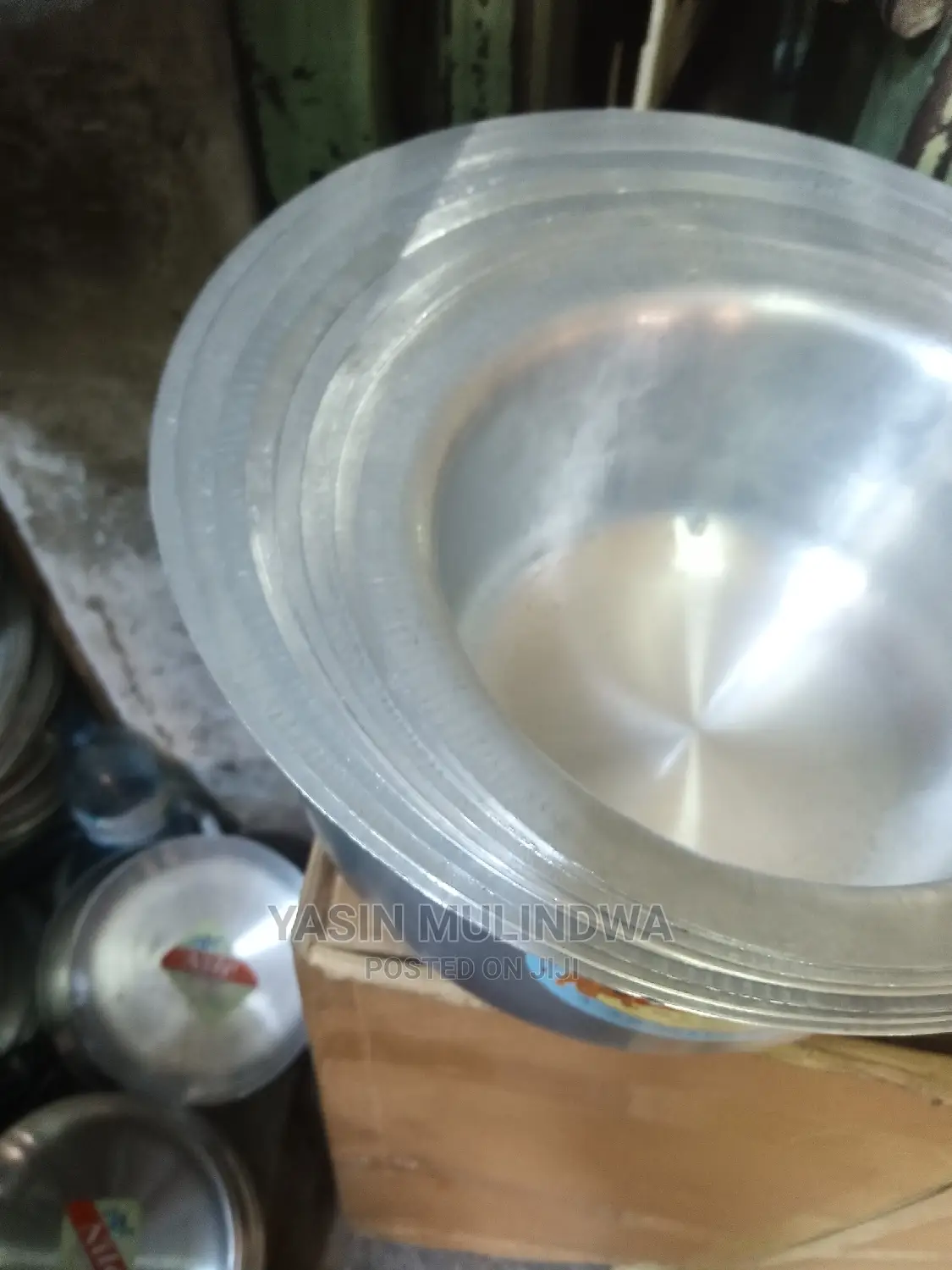 Saucepans a Set of 8 Pieces