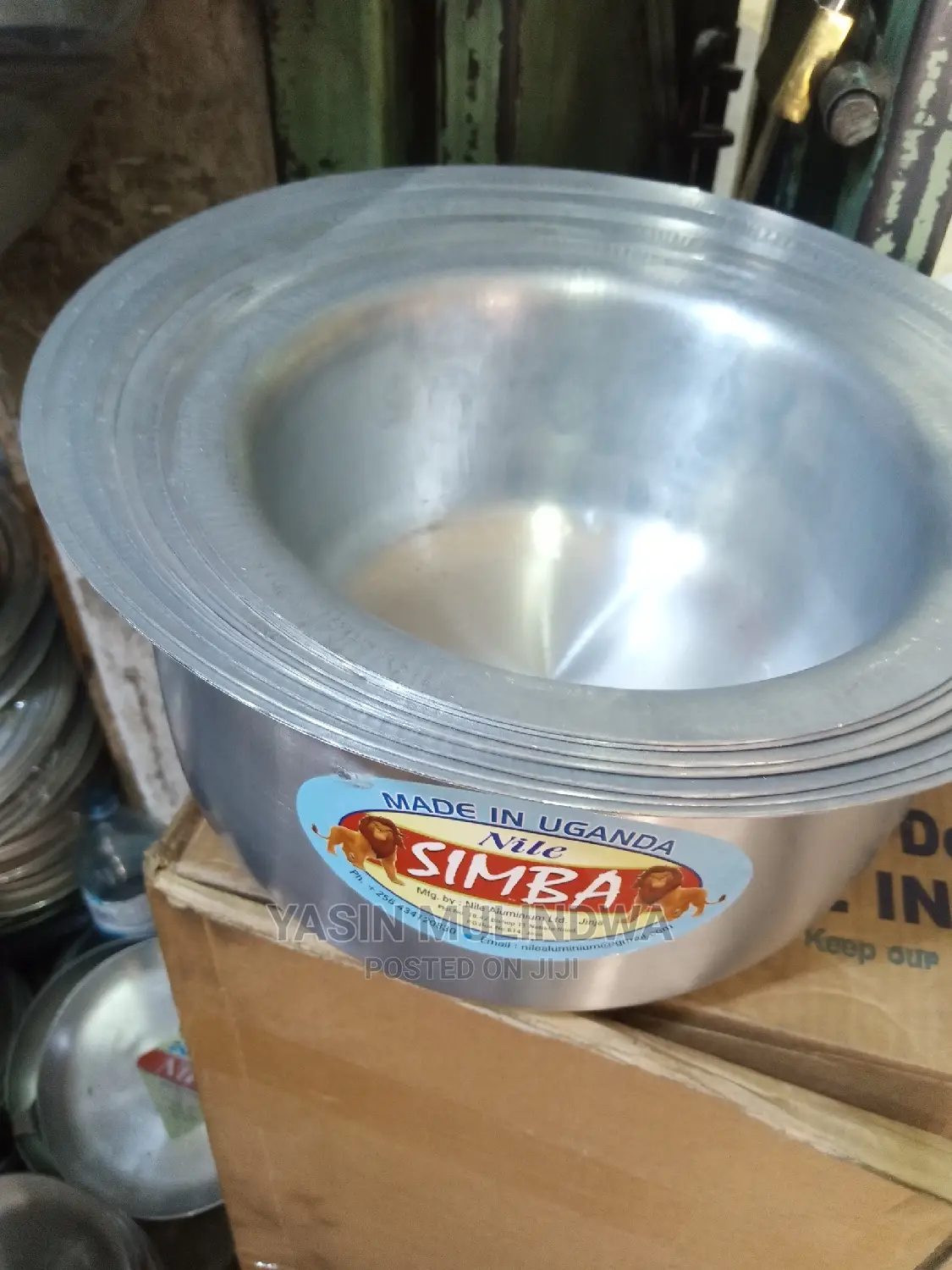 Saucepans a Set of 8 Pieces