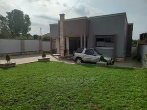 Furnished 4bdrm House in Kira Corporate for Sale