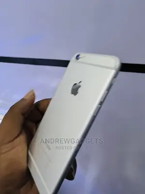 Apple iPhone 6 16 GB Silver