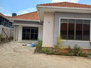 Furnished 4bdrm House in Kyanja 1, Central Division for Sale