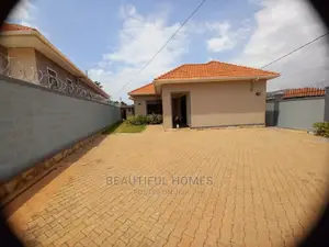 Furnished 4bdrm Maisonette in Kyanja, Central Division for Sale