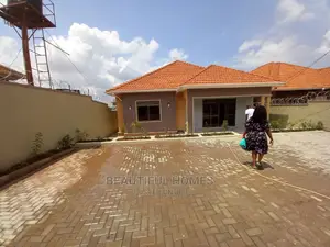 Furnished 4bdrm Bungalow in Kyanja Rich, Central Division for Sale
