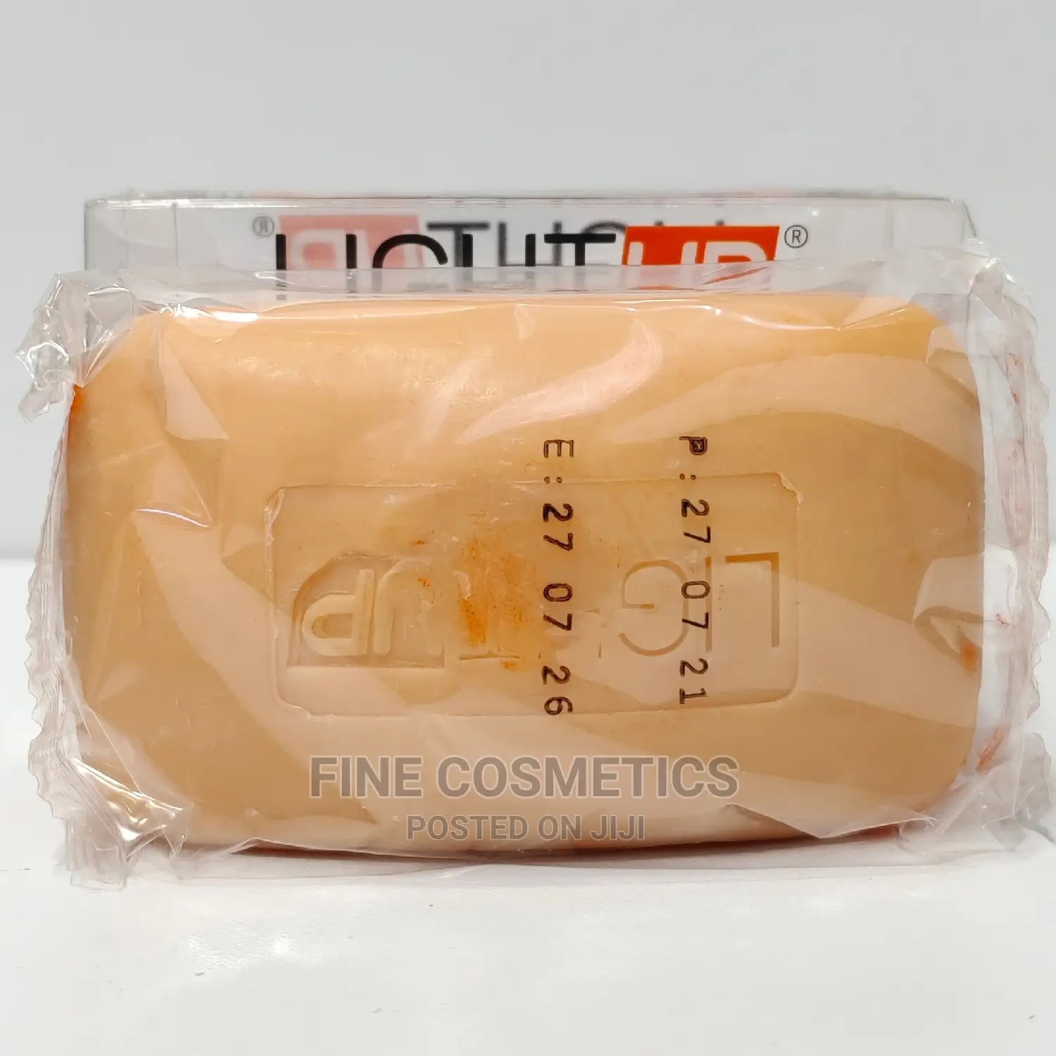 Light Up Dark Spots Correcting Whitening Soap With Vitamin C