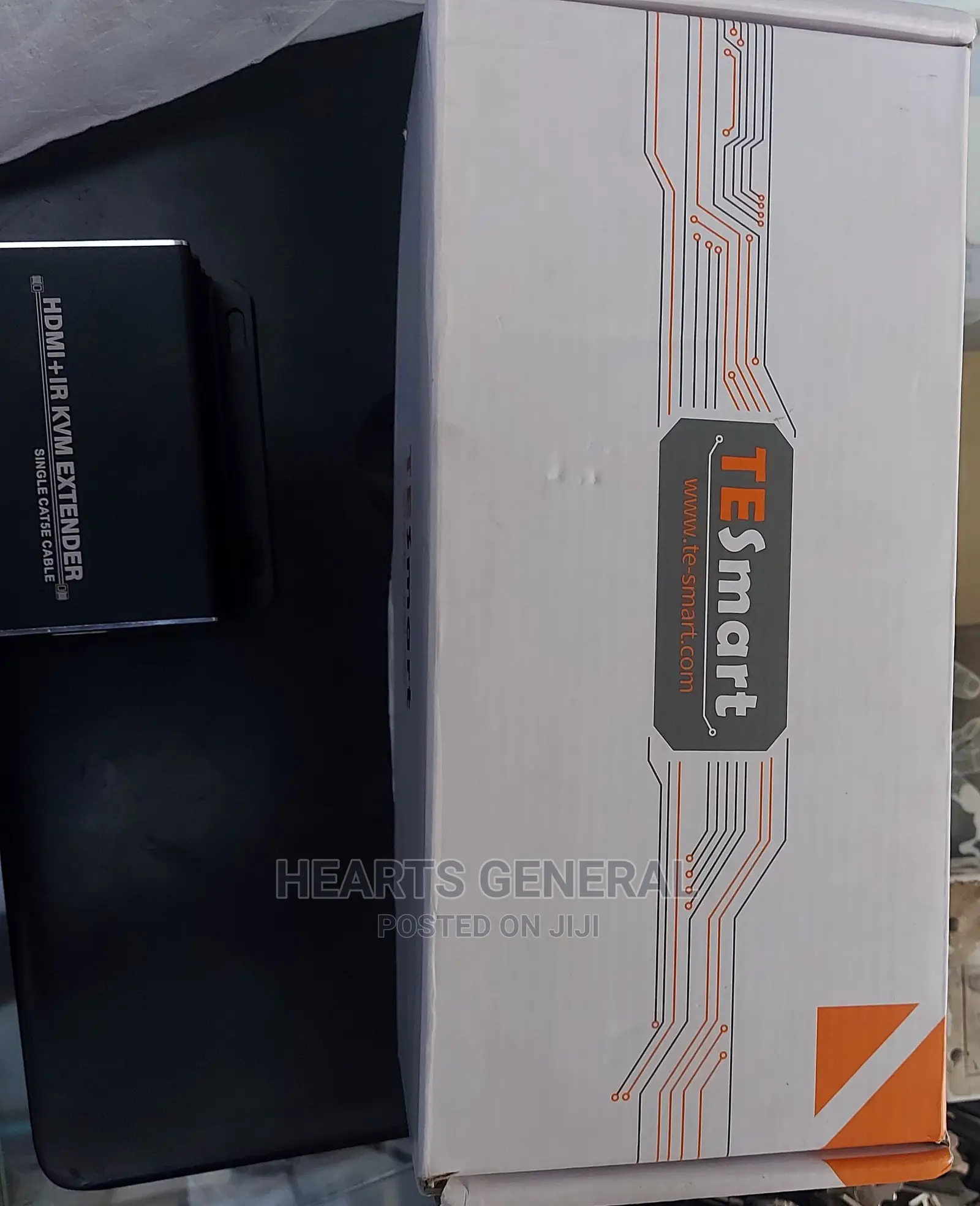 Tesmart 120M HDMI KVM Extender Over Ehernet TCP/IP Cat5e/6