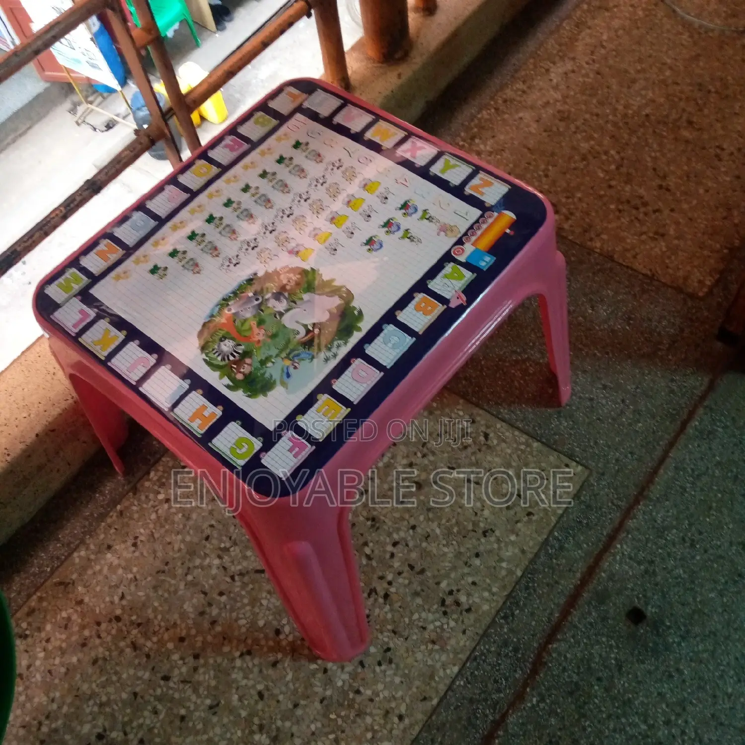 Plastic Kids Printed Table
