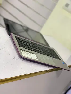 Laptop HP Pavilion 11 4GB Intel Celeron HDD 320GB