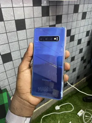 Samsung Galaxy S10 128 GB Blue